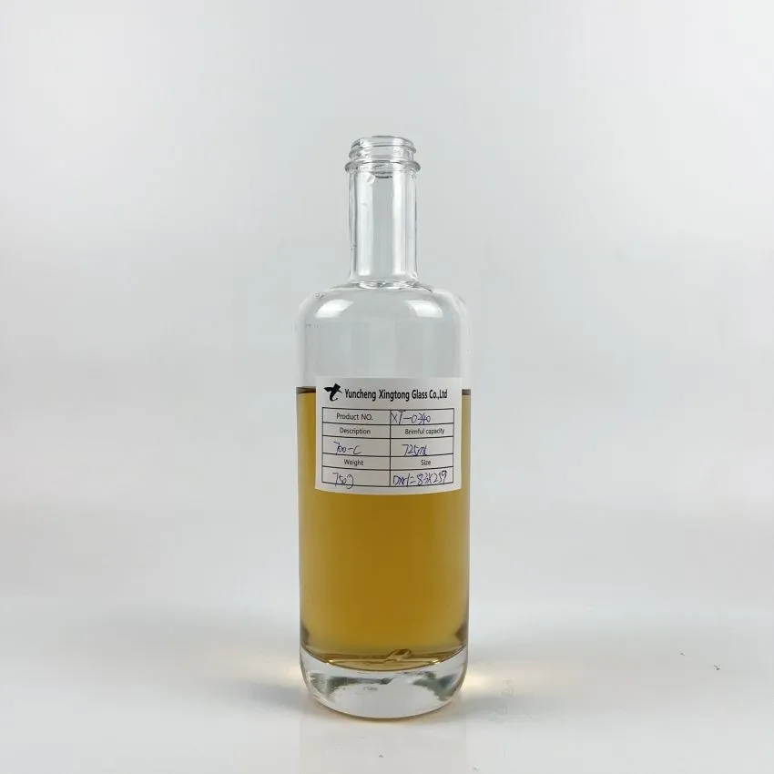 700ml 750g Babhta Galánta Ghualainn Mhaol Tiús Bun Fuisce Buidéal Gloine Gin Branda Le caipín scriú